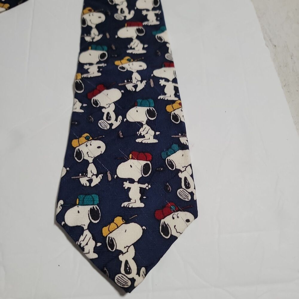 Snoopy Playing Golf Silk Neck Tie Peanuts Ace of Clubs Navy Blue Colorful 58" 4"